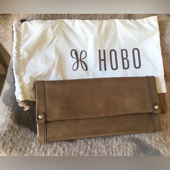 Hobo Leather Wallet with Case - Picture 2 of 3